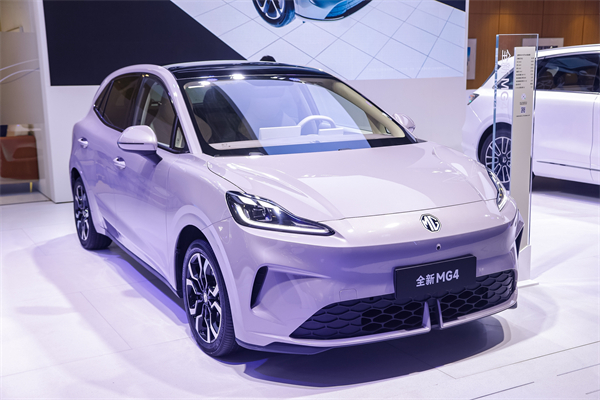 懂车更懂你 HG222体育亮相2025世界智能网联汽车大会