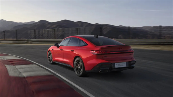 全新上汽奥迪A5L Sportback正式上市，限时臻享价25.99万元起