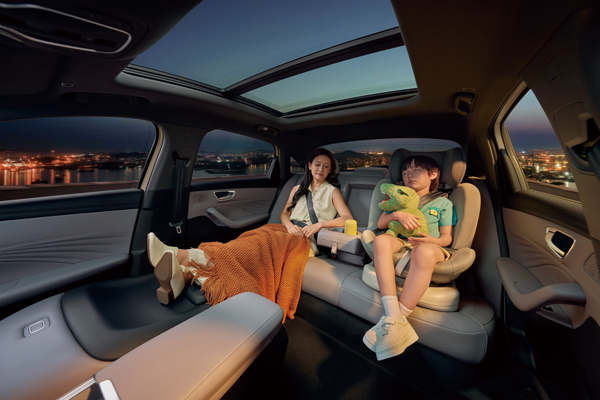 荣威M7 DMH重磅上市，限时美好价8.58万元起享新能源时代家轿王