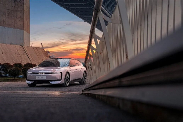 前十月销量增长近20% 一场教科书式“体系力”爆发 上汽重塑高质量增长范式